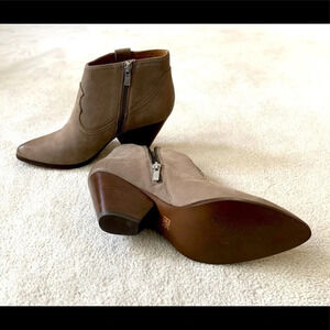 FRYE Allister Smock Ankle Bootie Gray, 8.5 (brownish gray) NEW